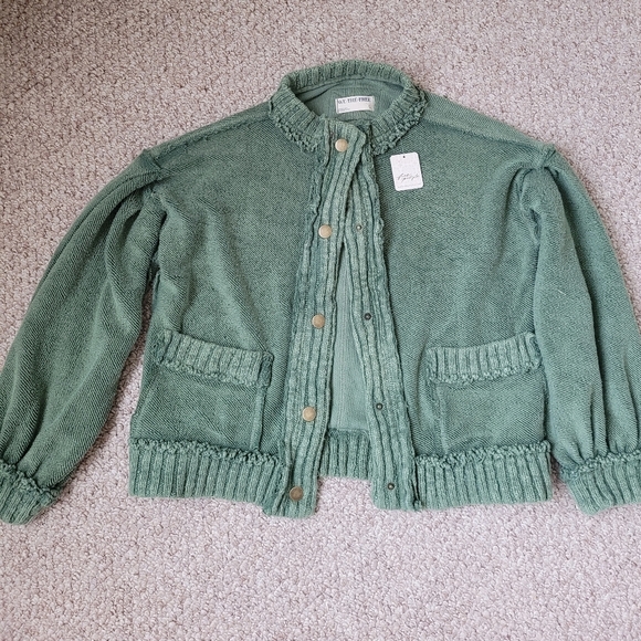 Free People We The Free Cute In This Cardi. - Picture 5 of 9